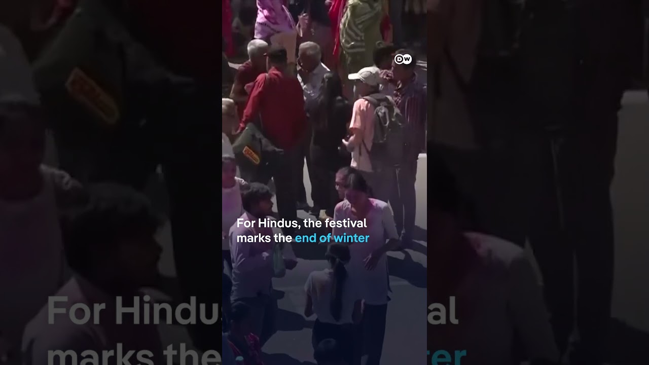 Millions in South Asia celebrate the colorful Hindu festival 'Holi' | DW News