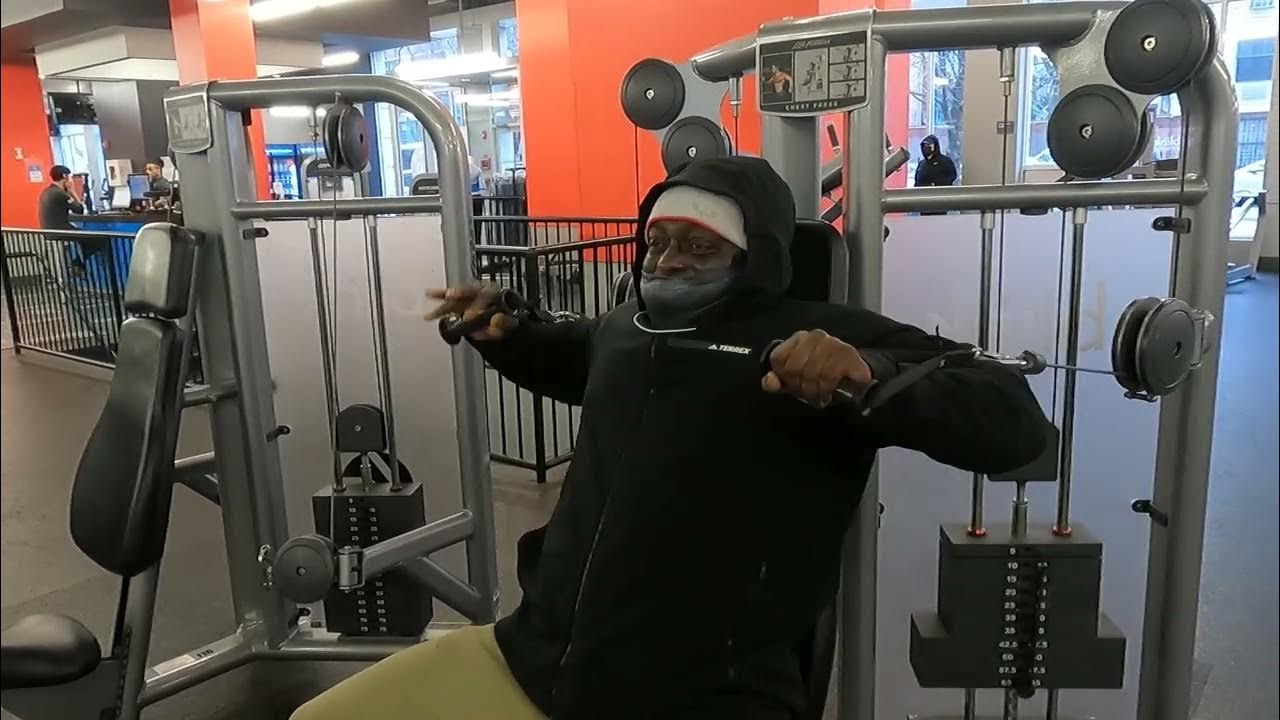 Blink Gym Cable Machine for Chest Exercise exercise)" How to use the Cable Machine