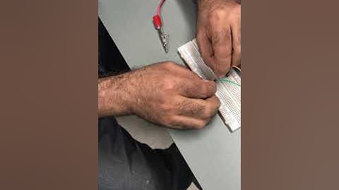 Lab 1 introduction to ECED 2000 lab (Electric Circuits)