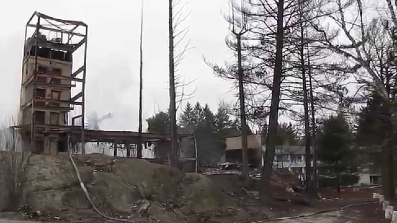 2014-11-26 Incendie a Gray Rocks Mont-Tremblant / Gray Rocks Mont ...