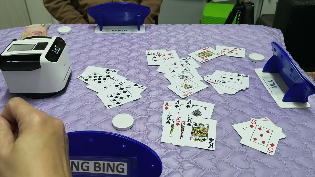 Tong Its time!August 14,2025