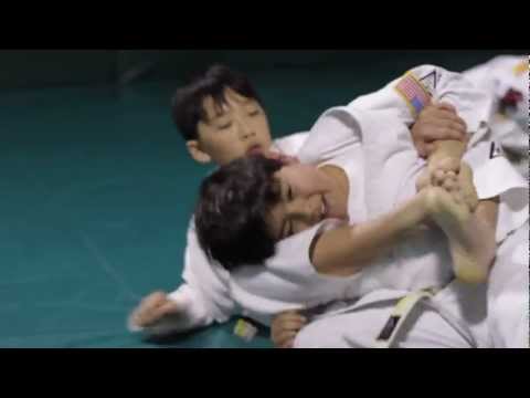 Gracie Bullyproof by the Gracie Academy.avi