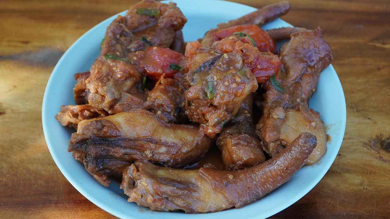 Pig Tails Cooking with Tomato Recipe / Kdeb Cooking YouTube