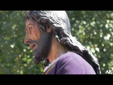 Hermandad y Cofradía de Nazarenos del Santísimo Sacramento, Nuestro Padre Jesús Cautivo en el Abandono de sus Discípulos, y Nuestra Señora de las Mercedes Coronada y San Juan Evangelista en la Tercera Palabra, Inmaculada Milagrosa y Santa Genoveva