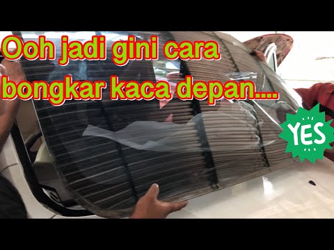 Video: Bagaimana cara melepas kaca depan dan memasangnya?