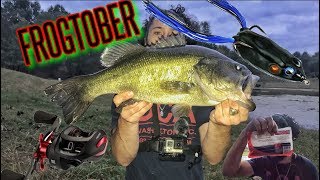 FALL FROG FISHING THICK GRASS FOR BIG BASS! || POND FISHING LARGEMOUTH!