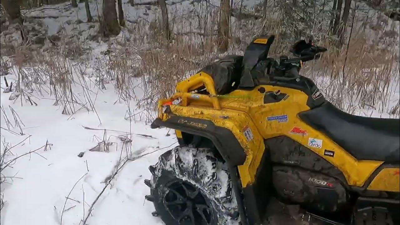 BRP Outlander 1000 в грязи