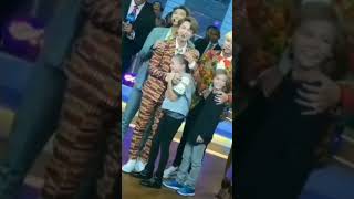 The Way Jimin Treated His Little Fan The Hug Between Them Was So Heartwarming