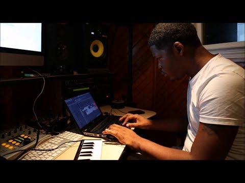 Dj Plugg Cooks Up & Plays “Goofy” Beats 🔥