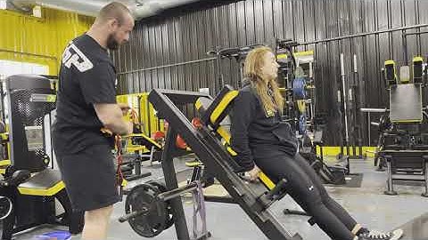 Hack Squat and Reverse-Banding set-up