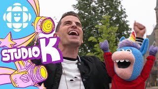Gary The Unicorn Hugs Mike Tompkins Cbc Kids
