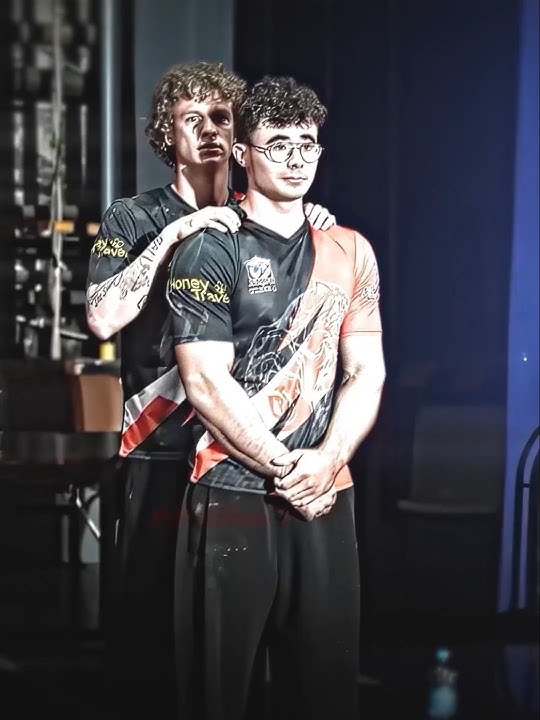 Akimbo 69 vs Champion Armwrestling 🔥 #akimbo #armwrestler #armwrestling #shorts #fyp #maxim
