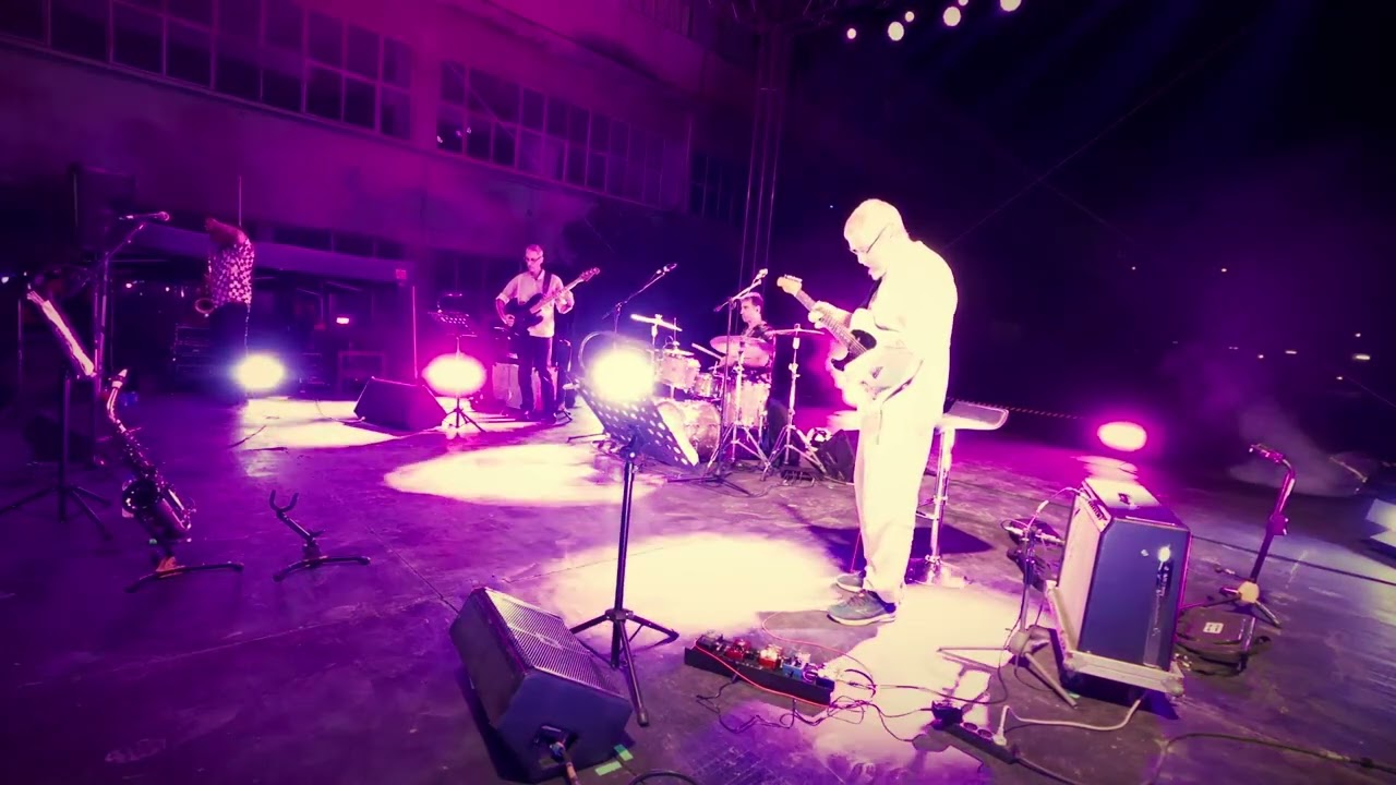 Voodoo Chile-Funk Version (Jimmy Hendrix , reharmonized by Y.Kassetas)