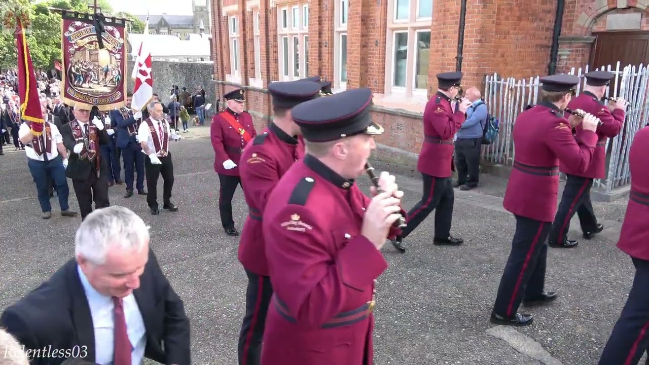 Parent Clubs Walking The Walls (No.1) @ ABOD Relief Of Derry Parade ~ 10/08/24 (4K)