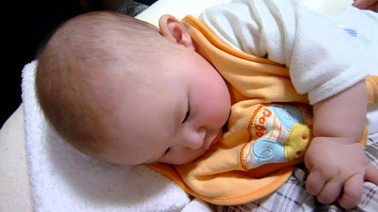 Baby is slapping P1050406 YouTube