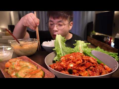 SUB 제육볶음 먹방 비지찌개에 올려서 한국인의 소울밥상 먹방 spicy jeyuk bokkeum mukbang Legend koreanfood eatingshow asmr <strong>kfo</strong>