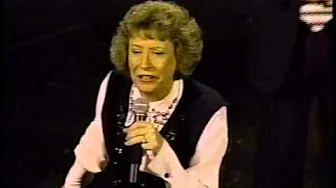 McKameys. I'm Going Through . 1994 ( With His Power Live ) McKameys. I'm Going Through . 1994 ( With His Power Live )