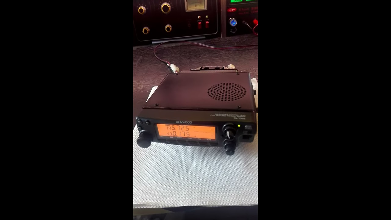 Kenwood TM 732 E - YouTube