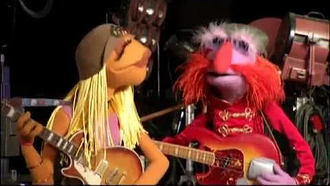 Disney's "The Muppets" - Floyd and Janice Interview