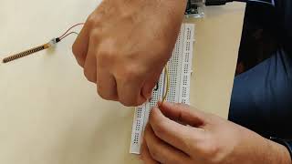 EXP:9(USING FLEX/FORCE SENSOR TO CONTROL AND ROTATE A SERVO)
