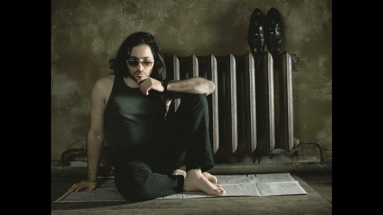 Я её хой профессор лебединский. Профессор лебединский в 1995. Профессор лебединский я у тебя лодочник. Лебединский я никому не скажу что. Лебединский я никому не скажу что.