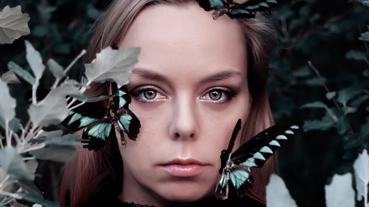 How to Bring Meaning to a Self Portrait