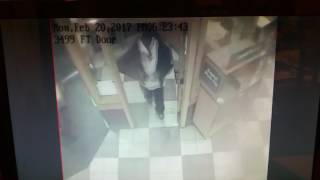Purse thief at Oakland Panera Bread.