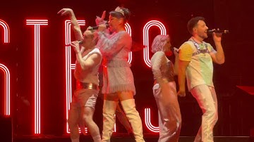 Steps the slightest touch what the future holds tour Glasgow