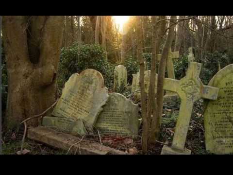 Vídeo: Una Máquina Del Tiempo Se Guarda En El Cementerio De Londres - Vista Alternativa