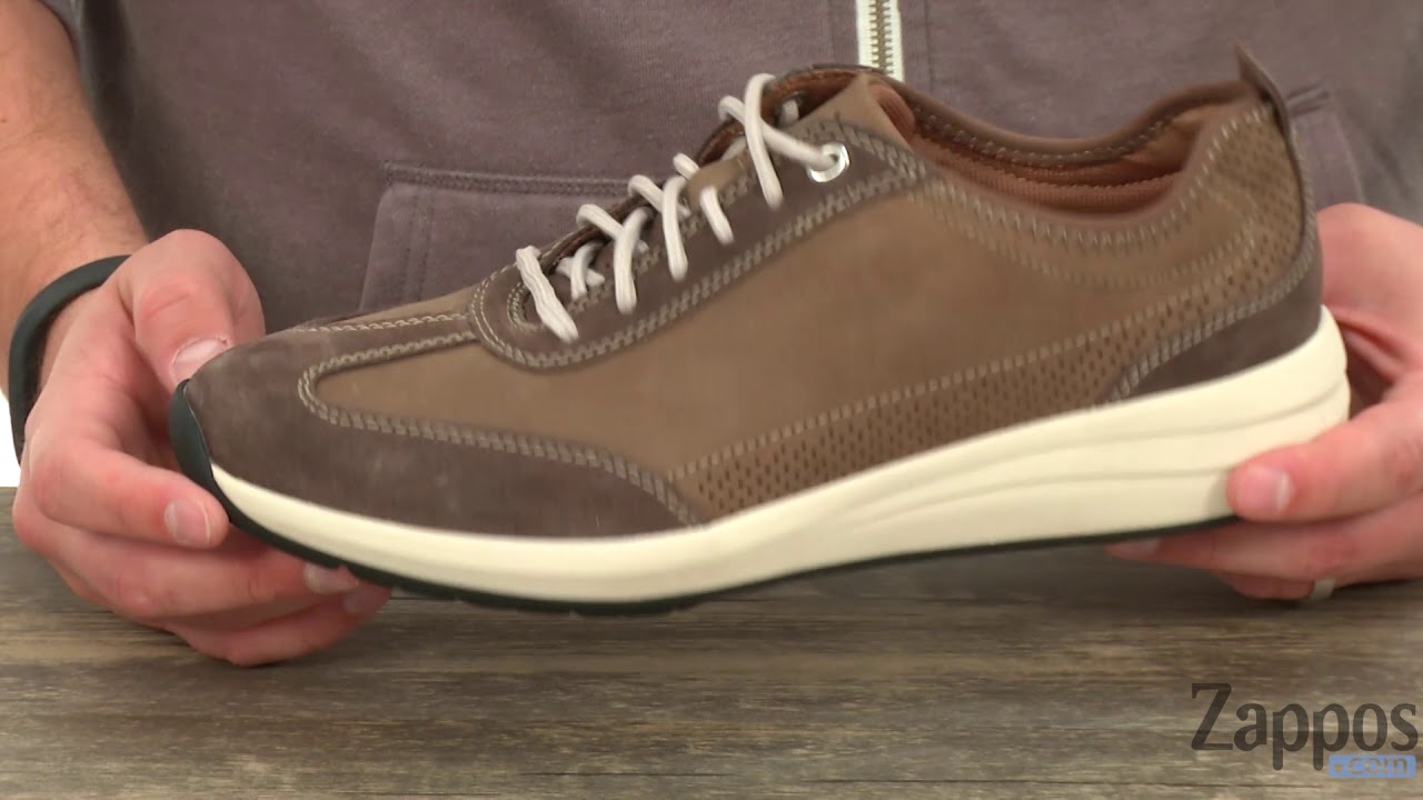 un coast lace clarks