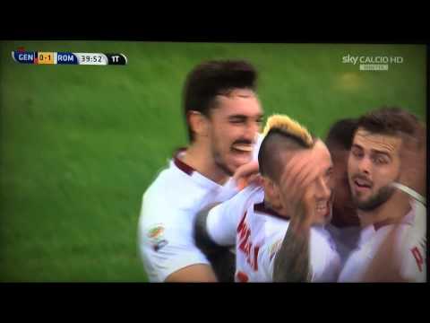 gol Radja Nainggolan Genoa-Roma