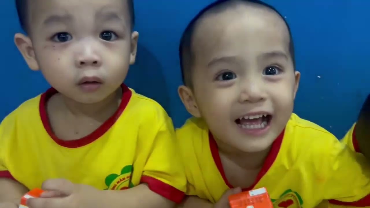 Đội bóng của mẹ Hương || mái ấm hoa hồng quận 12 tp. HCM