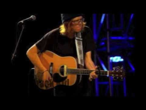 Brett Dennen- Comeback Kid (That's my dog) Lyrics