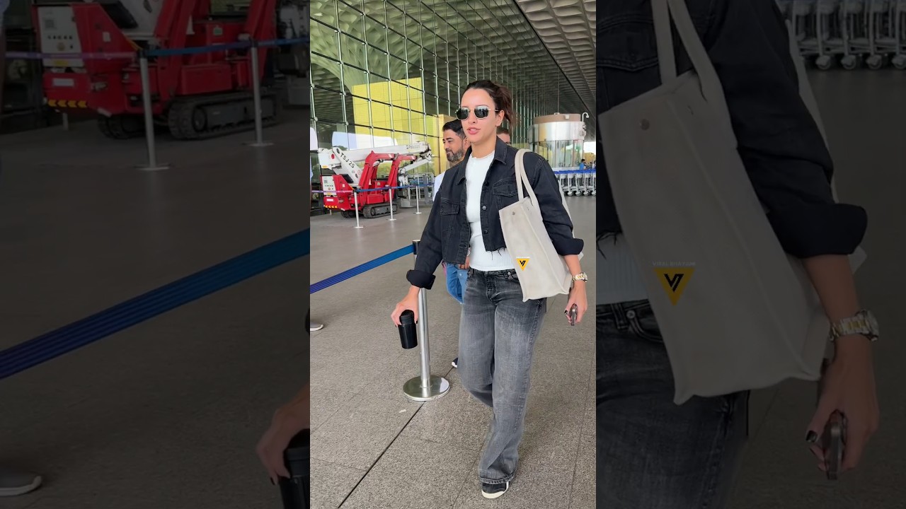 Beautiful Elegant 😍 Tripti Dimri Was seen at Mumbai Airport 📸✈️ 