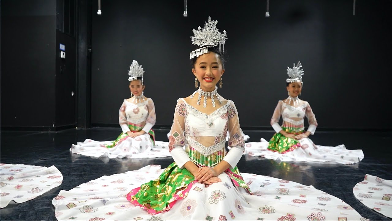 Team 6 - Ntxhais Ntsa Iab (LLDiary Dance Competition 2021-2022)