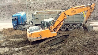 Bagger  Excavator in action ☆ Koparki ☆ รถขุด ☆ Excavadora en acción