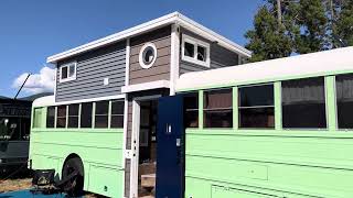 Video one of thebusfair.com, late June 2023 in Oak Ridge, Oregon. by Adventures with Al 5 views 6 days ago 49 seconds