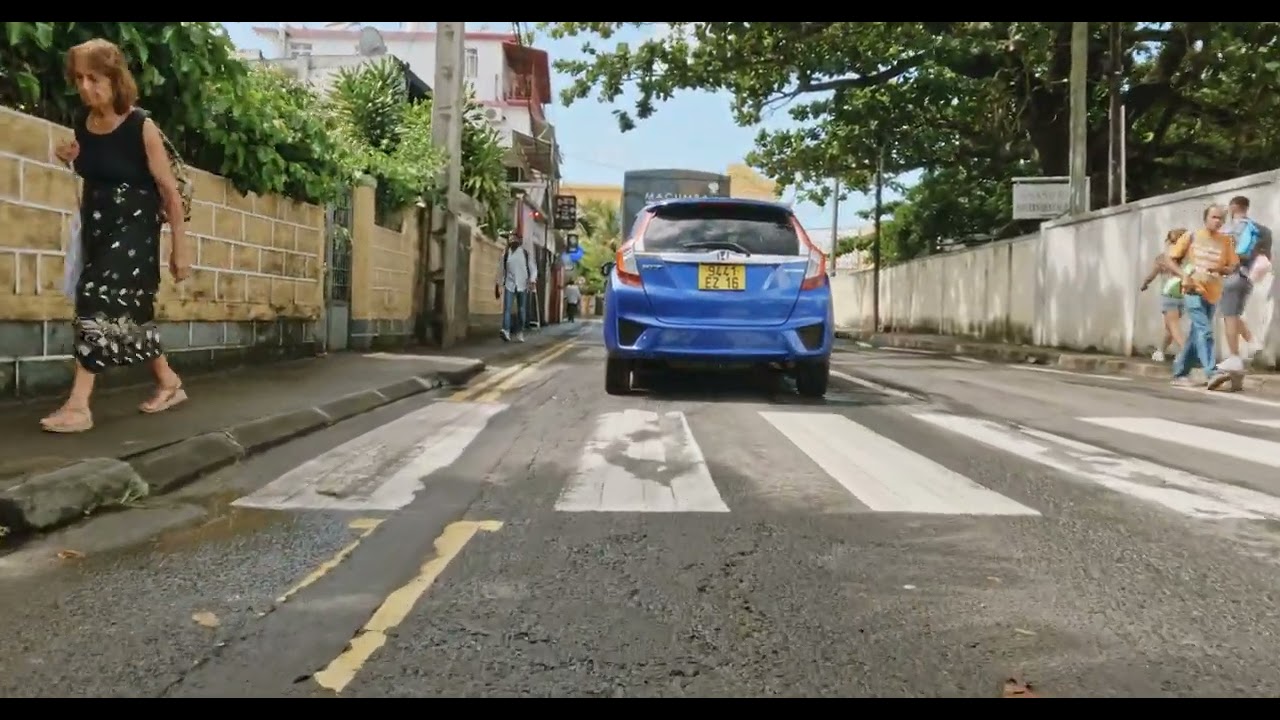Driving in Mauritius   From Grand Baie to MRU airport - Part 1