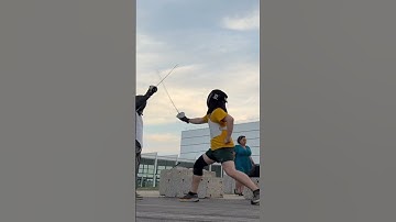 Sabre fencing lesson #compoundattack #lungeandrecover #parryriposting @DiscoverFencing