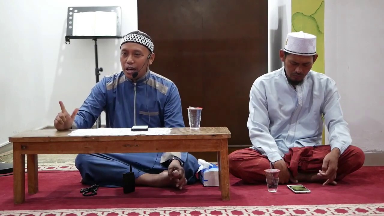 Hadits Arbain Ke 1 - Innamal A'malu Binniyat - YouTube