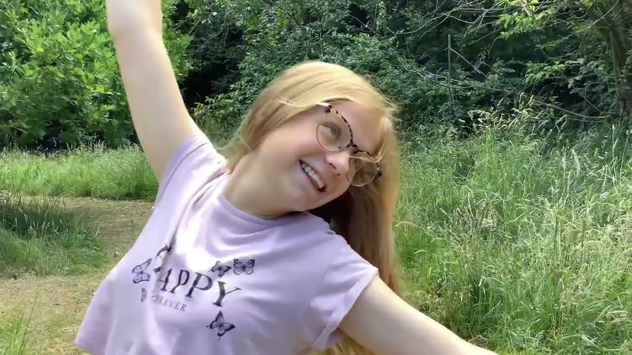 Year 6 Leavers 2022 - Happy!