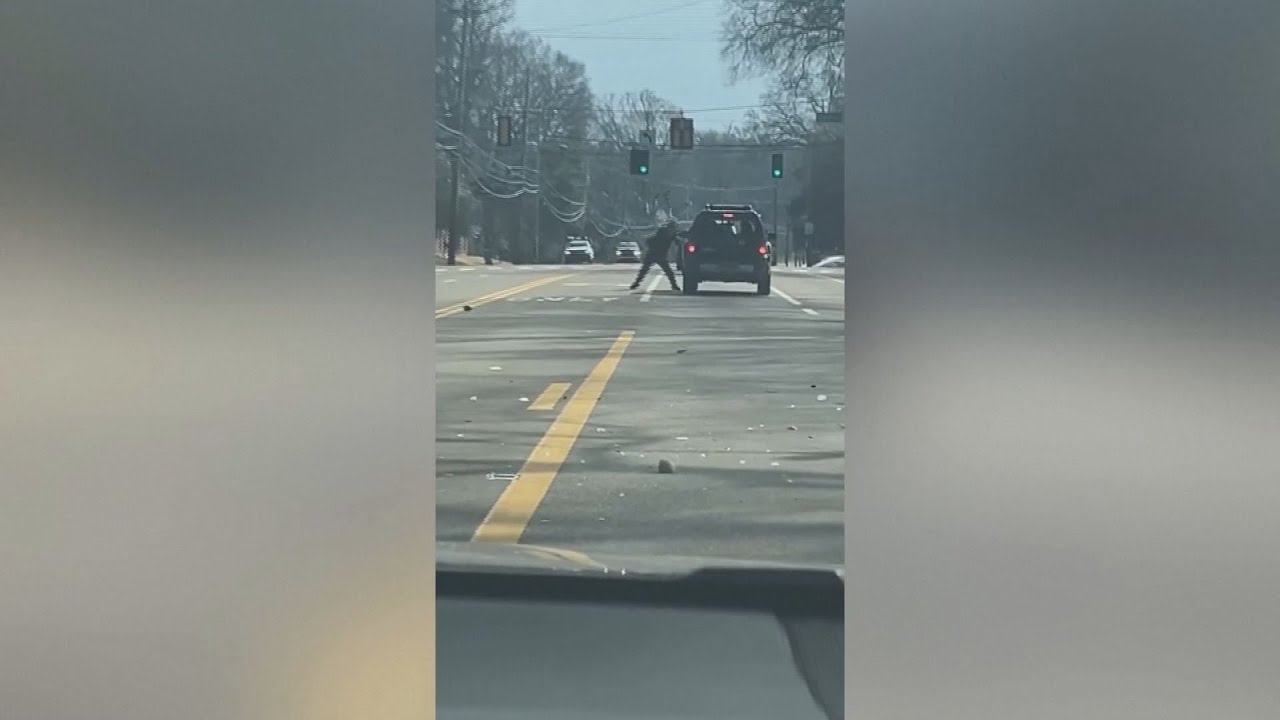 Man with axe attacks car of 76-year-old after crash in road rage ...