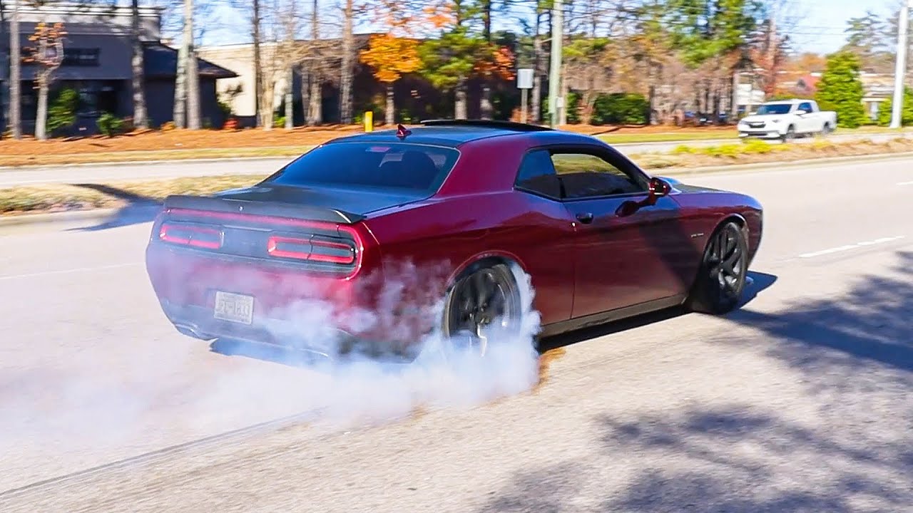 Raleigh Cars & Coffee Pullouts!! Drifts, Burnouts, Full Sends - December 2022