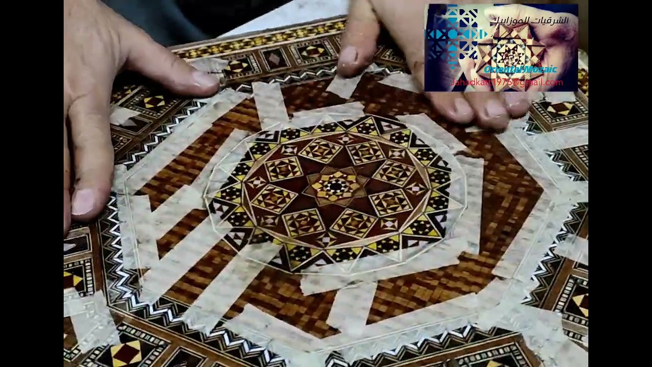 كرسي مجنح تلبيس موزاييك مطعم بالصدف خشب جوز بلدي صناعة تقليدية دمشقي