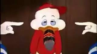 Pato Donald enseñando a fumar a sus sobrinos xd