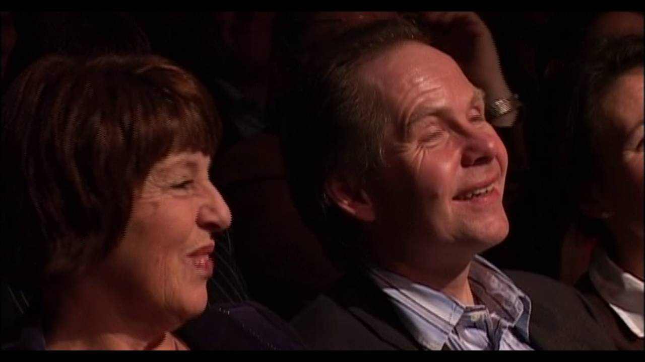 Honningsvågrevyen Født Bak Lyset fra 2005 Del 1 av 4