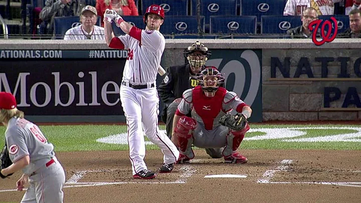 CIN@WSH: Harper launches a solo homer to center field