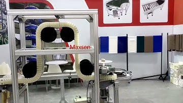 Maxsen plastic flexible chain gripper conveyor system