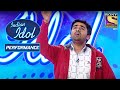 Vineet Wins Anu Malik's Heart With His Performance | Indian Idol