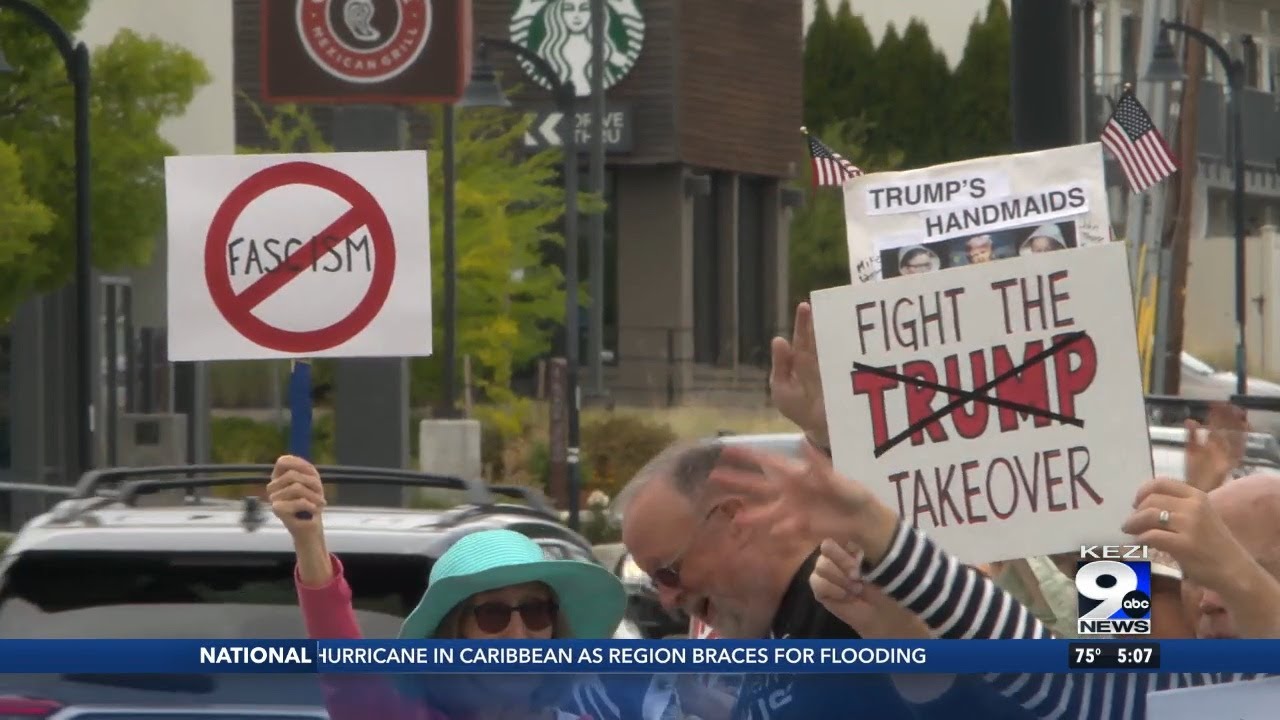 Eugene "Fight the Trump Takeover" protests, oppose upcoming Texas redistricting vote
